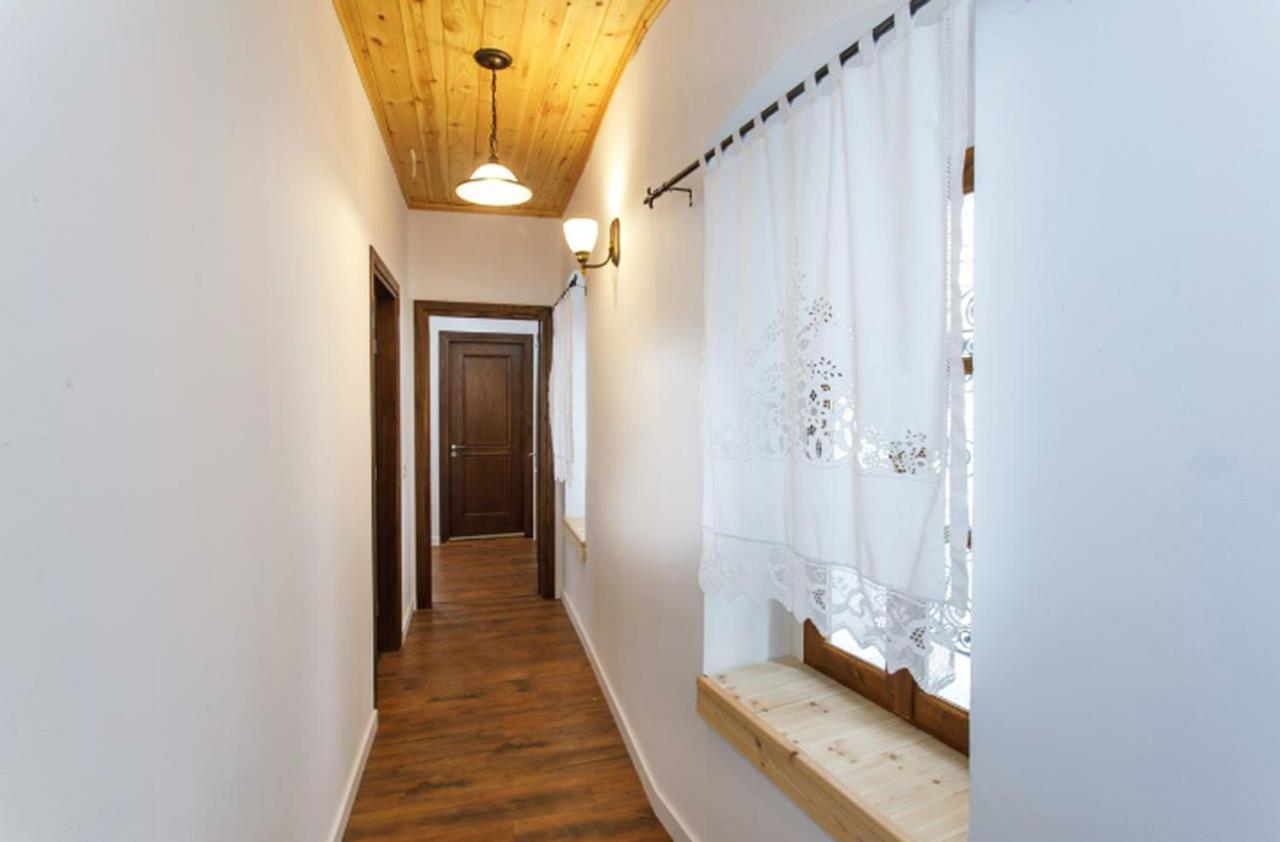 Guest House Tea Gjirokaster Bagian luar foto
