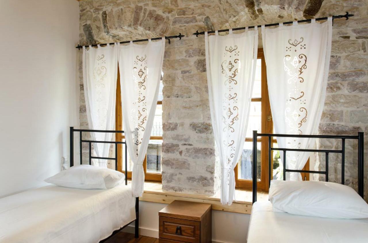 Guest House Tea Gjirokaster Bagian luar foto