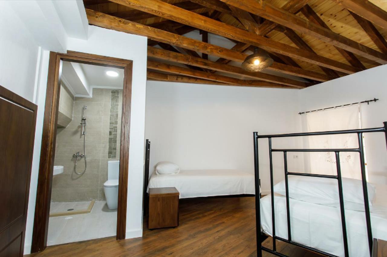 Guest House Tea Gjirokaster Bagian luar foto